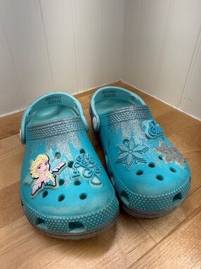 Disney Crocs Frozen Elsa Classic Clog Blue Toddler Girls Size 11